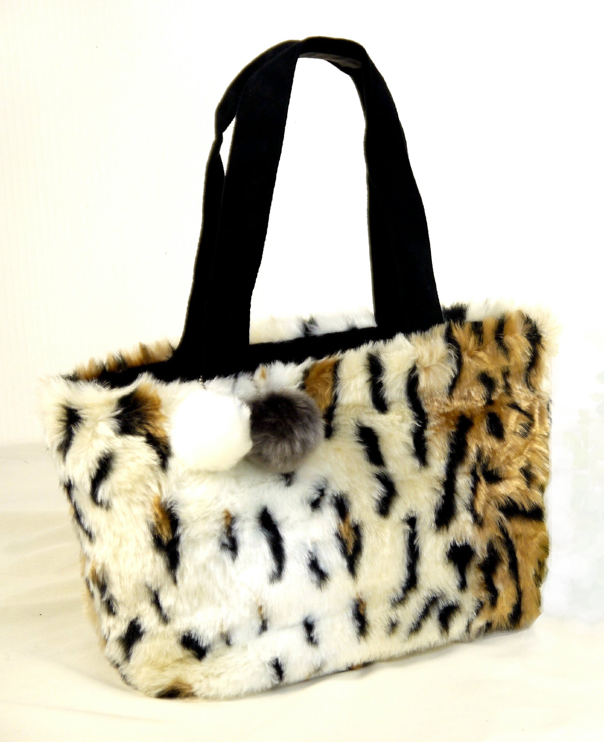 新品M.U SPORTS ヒョウ柄ファーカート保温バッグ 新品M.U SPORTS ヒョウ柄ファーカート保温バッグ M-U SPORTS ヒョウ柄